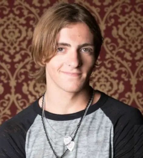 Rocky Lynch - The Driver Era, Age, Girlfriend - Biography