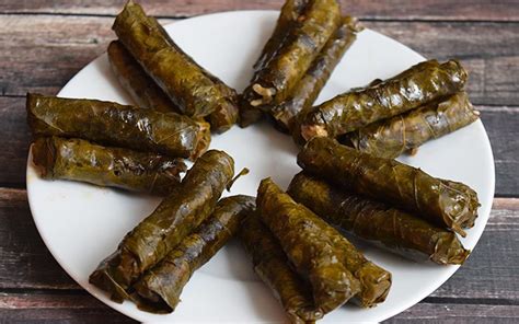 Yaprak Sarma: Low FODMAP Turkish Stuffed Grape Leaves [Vegan, Gluten-Free] – One Green Planet