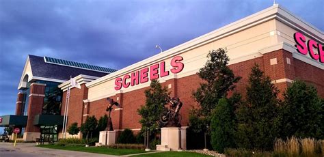 SCHEELS — Legacy Pointe