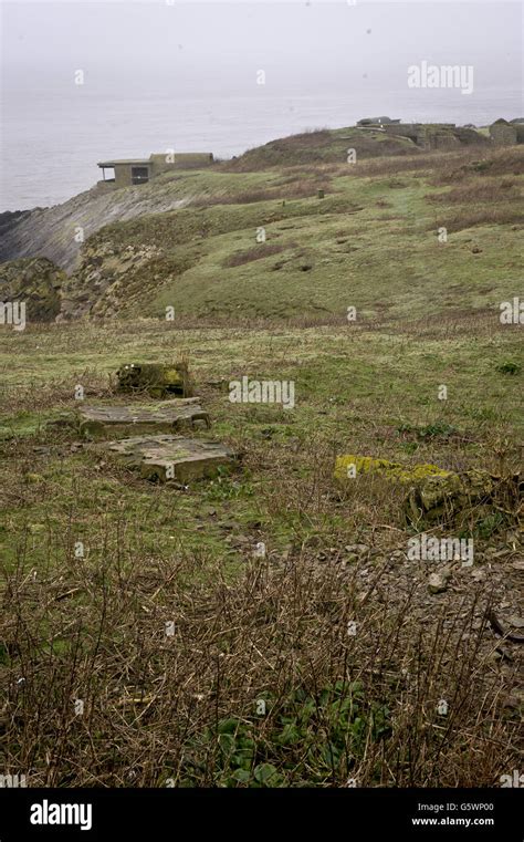 A general view of the flat holm lighthouse hi-res stock photography and ...