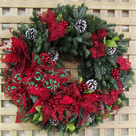 Fresh Evergreen Christmas Wreath | Christmas wreaths, Xmas wreaths, Christmas