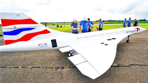 WORLDS LARGEST RC CONCORDE JET MODEL 149KG 10 METERS - OTTO WIDLROITHER - HORIZON AIRMEET LIVE ...