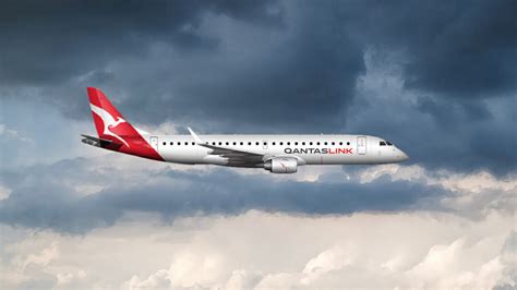 Qantas Activates Five More Embraer E190s Under Alliance Airlines ...