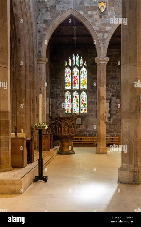 Sheffield Cathedral Interior Stock Photo - Alamy