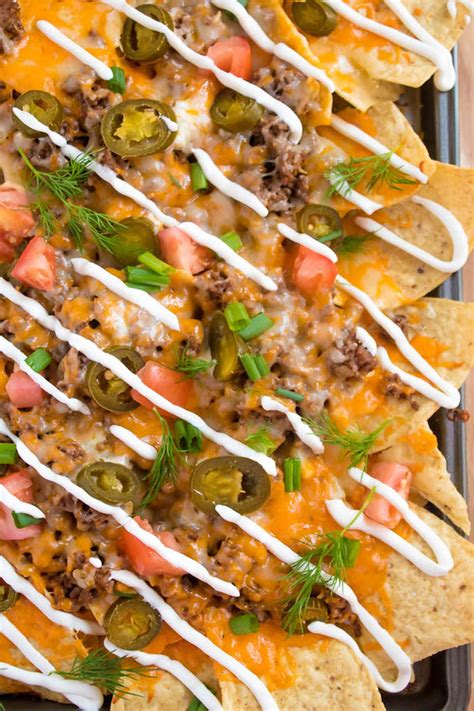 Loaded Beef Nachos ~ Recipe | Queenslee Appétit