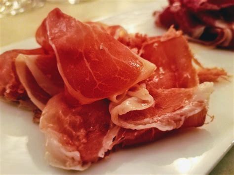 The King Of Hams, Jamón Ibérico - Modern Trekker