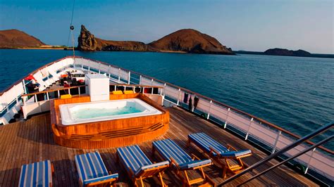 Galapagos Cruises - Ecuador Trails