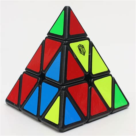 QiYi Pyraminx Magnético | Cube Shop Costa Rica