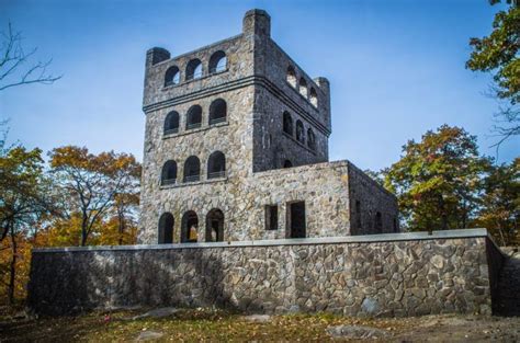 2. Sleeping Giant, Hamden | Scenic road trip, Connecticut, Places to go