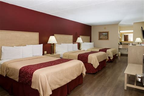 RED ROOF INN & SUITES PIGEON FORGE - PARKWAY $49 ($̶7̶5̶) - Updated ...