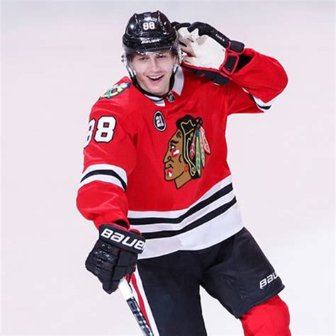 There's a reason why Patrick Kane's nickname is Showtime