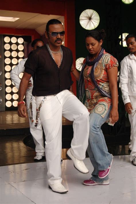 Raghava Lawrence Dance in Kanchana Movie Photo Gallery | Moviegalleri.net