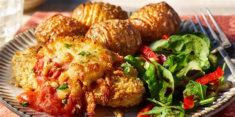 Air Fryer No Chicken Parmesan with Quorn Fillets | Quorn