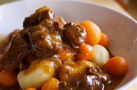 Foodista | Julia Child's Boeuf Bourguignon, Gluten Free