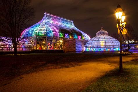 11 Great Spots to See Christmas Lights in Pittsburgh - Uncovering PA