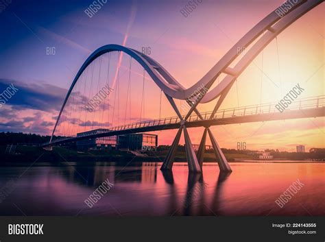 Infinity Bridge On Image & Photo (Free Trial) | Bigstock