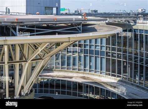 Baptist Medical Center helipad in downtown Jacksonville, Florida. (USA Stock Photo - Alamy