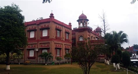 Peshawar Museum - Destination Pakistan Guide