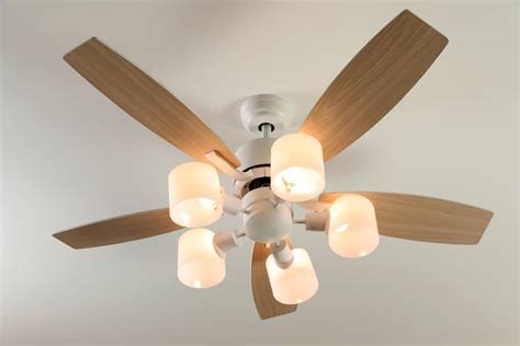 Why Your Ceiling Fan Light Flickers? (Causes & Fixes)