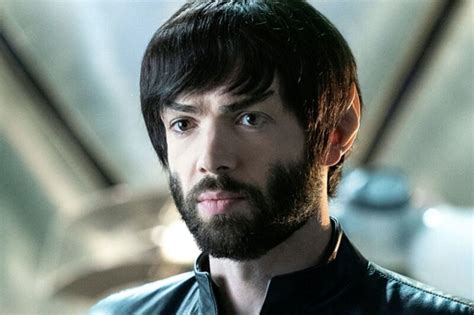 Actor Ethan Peck talks taking on iconic role of Spock for Star Trek: Discovery S2 | Ars Technica