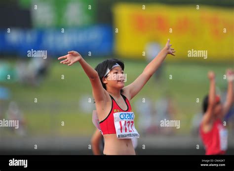 Women 4x100m relay hi-res stock photography and images - Alamy