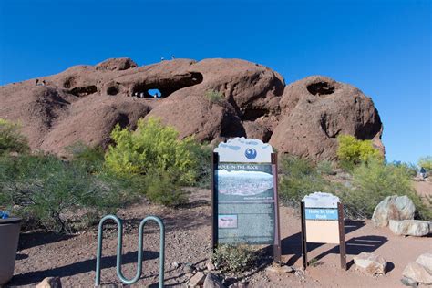 hole-in-the-rock-papago-park-phoenix-with-young-kids