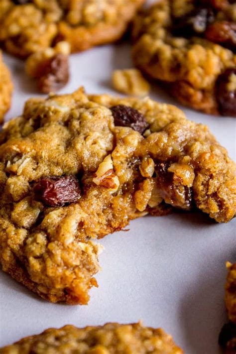 Best Oatmeal Raisin Cookies (Soft and Chewy) - The Food Charlatan