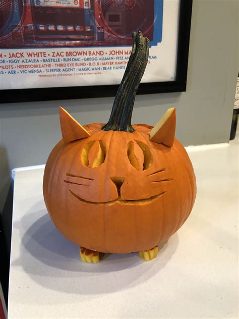 Cat pumpkin carving | Cat pumpkin carving, Cute pumpkin carving ...