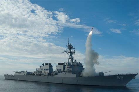 US Navy to buy 196 Tomahawk missiles from Raytheon for $260 million