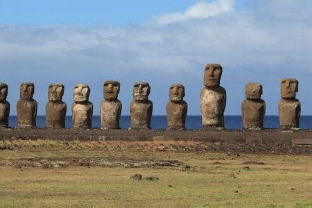 Best Easter Island Tours for 2024-25 | SA Vacations