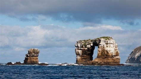 Galapagos Islands: Erosion Fells Darwin's Arch - The St Kitts Nevis Observer