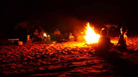 Dubai days: Camping in the desert