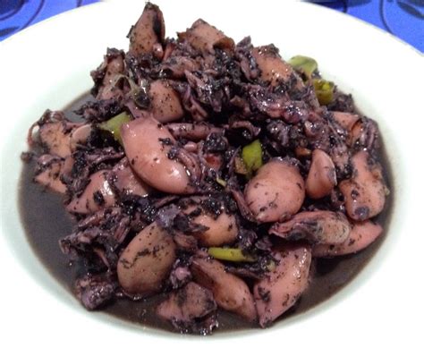 Lia's Food Journey: Adobong Pusit