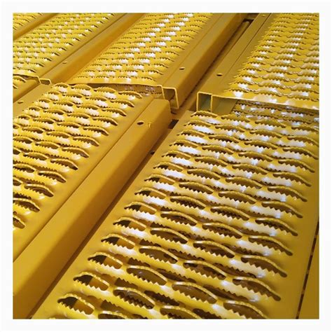 Stainless Steel 304 Grip Strut Safety Grating - China Safety Grating and Grip Strut Grating