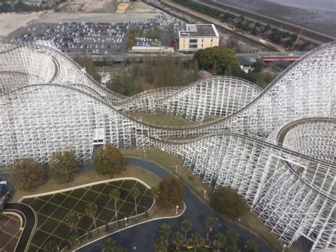 White Cyclone, A Legendary Wooden Roller Coaster in Japan