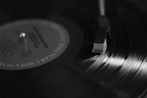 Free Images : music, vinyl, turntable, black and white, wheel, play, spinning, circle, close up ...