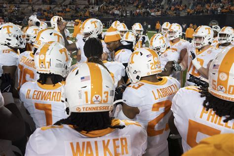 Bowl predictions 2022: What bowl game is Tennessee playing in?