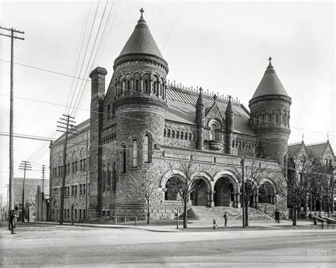 The Detroit Museum of Art sparked Detroits fine arts when it opened in 1888 with a huge ...