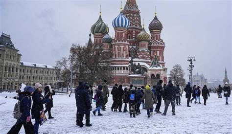 Temperatures in Siberia dip to -56 Celsius as record snow blankets Moscow