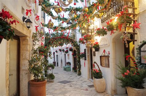 Lo splendore rotondo di Locorotondo in Puglia