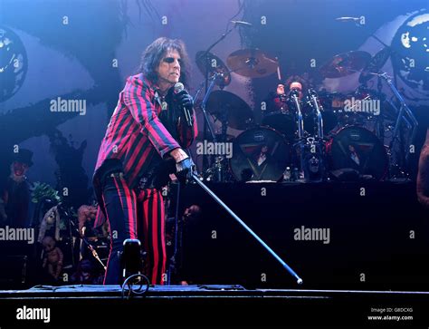 Motley Crue Final Tour Stock Photo - Alamy