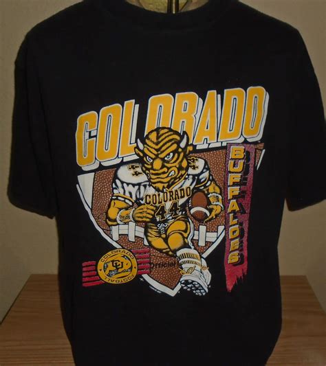 vintage 1990s Colorado Buffaloes football t shirt size XL by ...