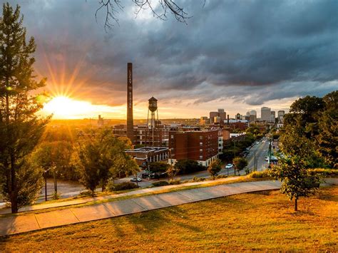 Parks In Richmond VA: 12 Remarkable Green Spaces to Explore