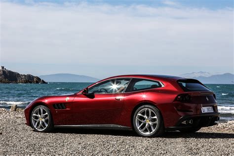 Fin de parcours pour la Ferrari GTC4Lusso ? - Motorlegend