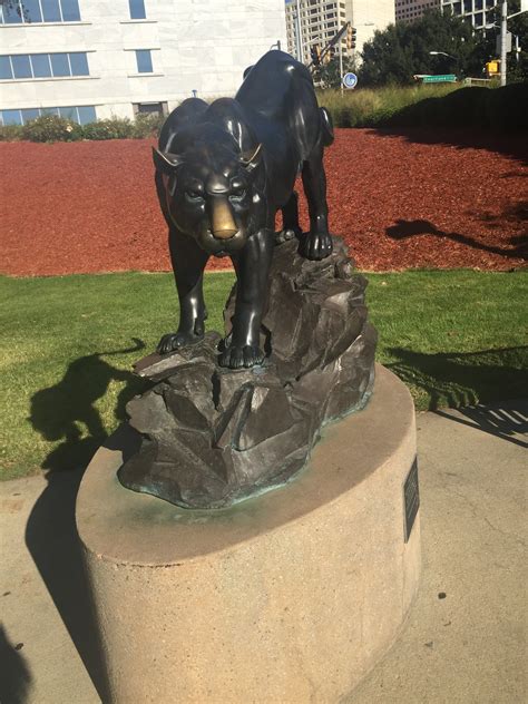 Georgia State University Mascot of Panther in front of Student Center East | Tiffany's Blog