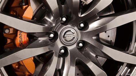 2015 Nissan GT-R - Wheel | Caricos