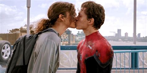 See Tom Holland And Zendaya React To Their Original Spider-Man ...