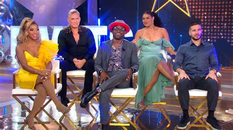 'Dancing with the Stars' season 31 cast revealed on 'Good Morning America' includes Selma Blair ...