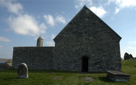 Download Monastery Cemetery Ireland Clonmacnoise Religious Clonmacnoise Monastery HD Wallpaper