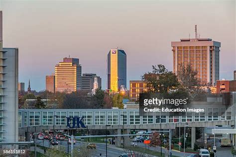 Lexington Kentucky Skyline Photos and Premium High Res Pictures - Getty ...